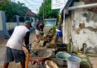Babinsa Koramil 0804/08 Barat Bereskan masalah Drainase Bersama Warga Binaan